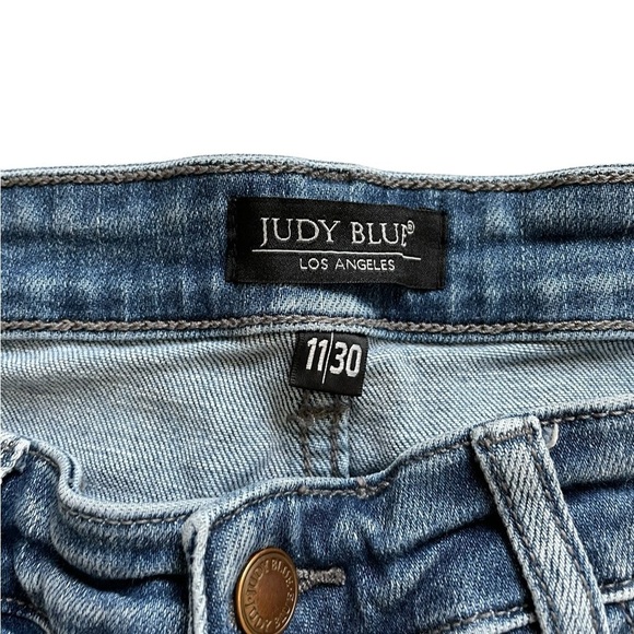 Judy Blue Destroyed Bleach Splatter Boyfriend (82169) Size 11/30 - Picture 9 of 16